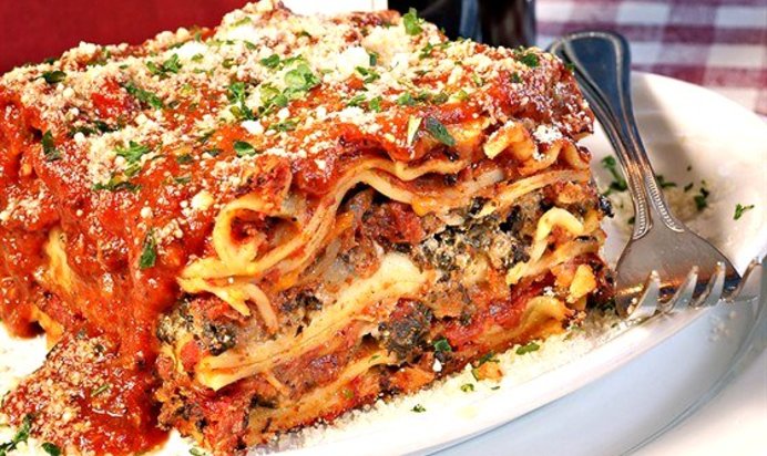 Лазанья с грибами, хересом и взбитыми сливками