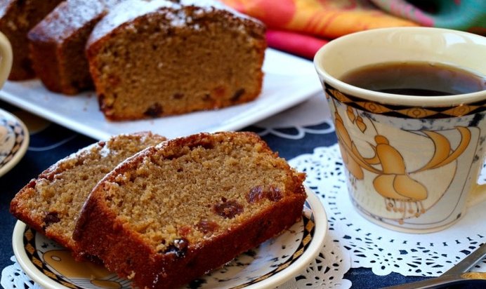 Кофейный кекс с изюмом