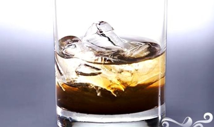 Коктейль Черный Русский (Black Russian)
