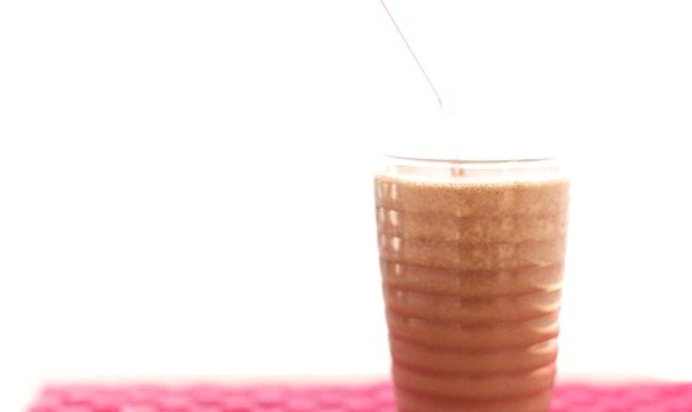 Фруктовый шейк с кокосовыми сливками