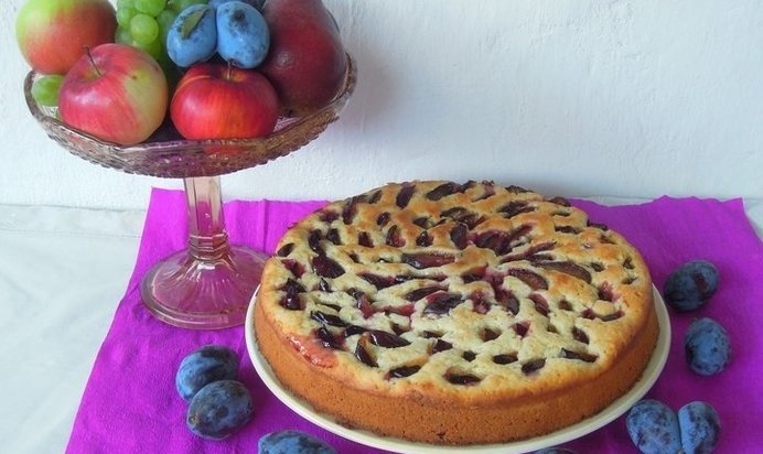 Капустный блинный пирог