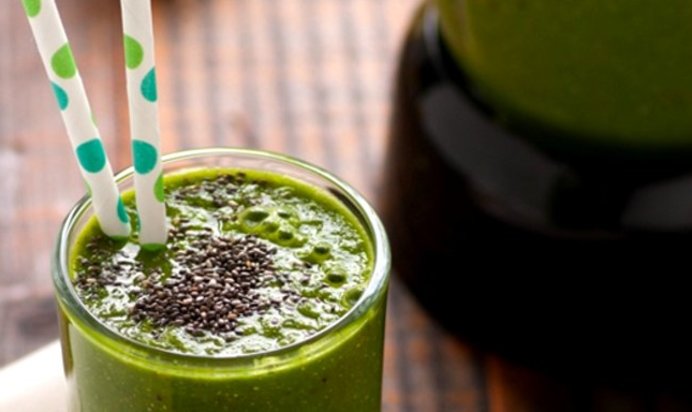 Зеленый коктейль с горохом