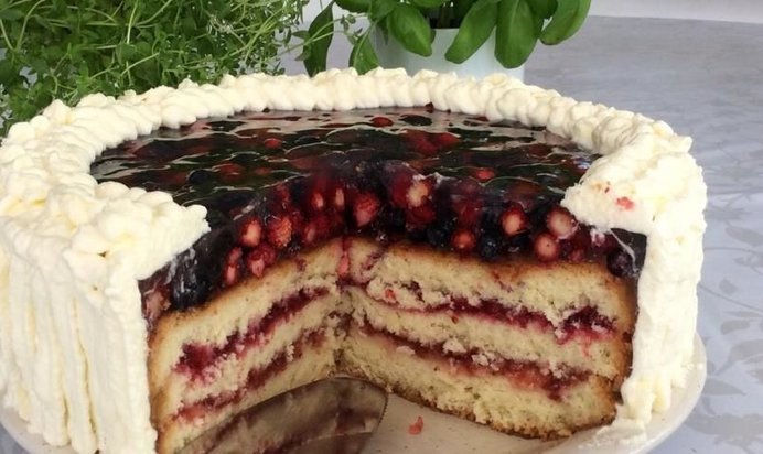 Торт Лесные ягоды