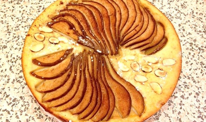 Творожный кекс с грушей