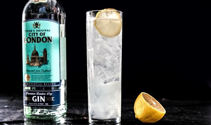 Коктейль Том коллинз