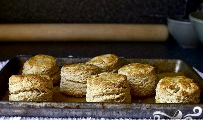 Овсяные булочки с кленовым сиропом