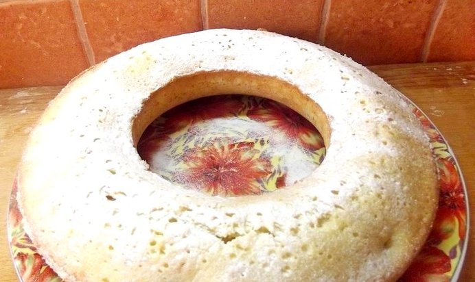 Классический кекс с изюмом