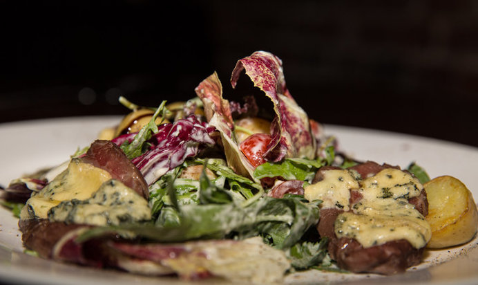 Картофельная запеканка с мясным фаршем и овощами