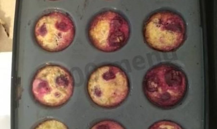 Ягодный маффин