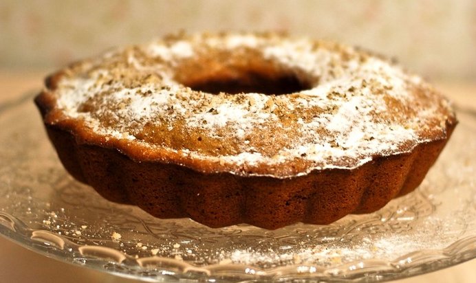 Морковный кекс с грецкими орехами и корицей