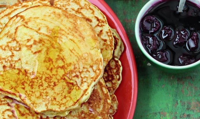 Пышные блинчики на дрожжах