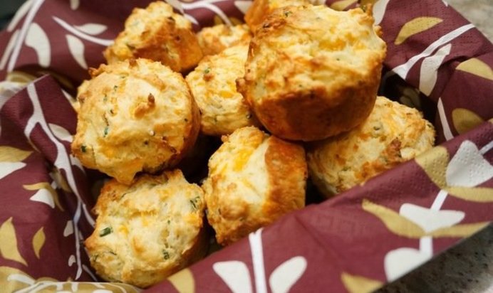 Кексы с кинзой и тархуном