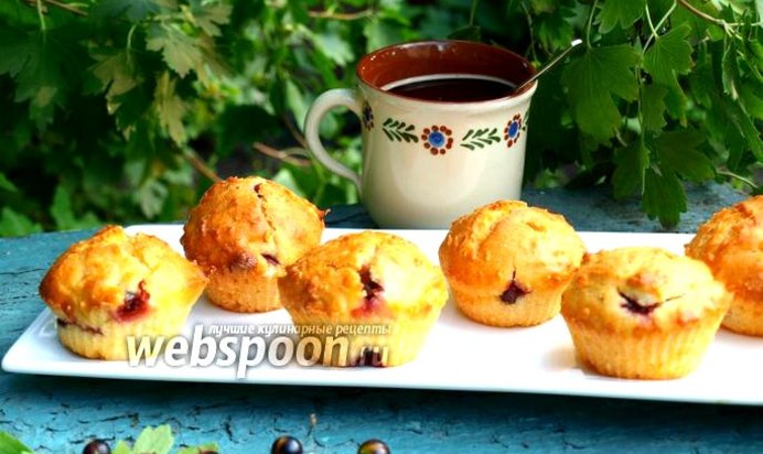 Кексы с йоштой и кокосовой стружкой