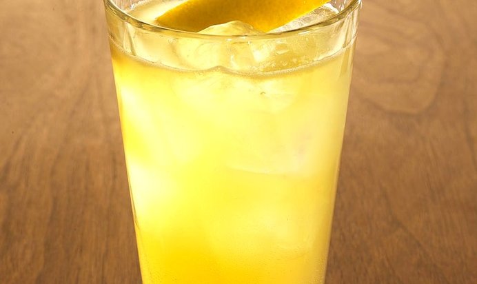 Коктейль «Голдиз» (Goldiz)