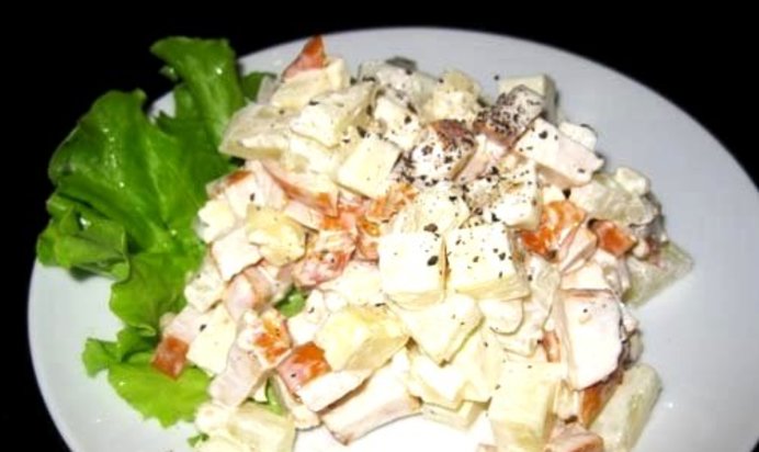 Салат с копченой курочкой Аппетит