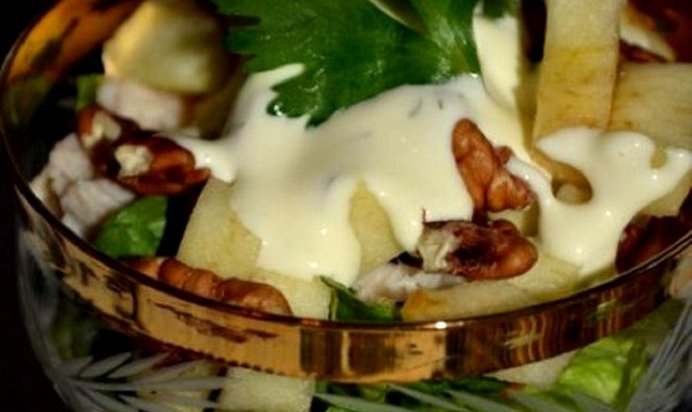 Салат-коктейль Новгородский