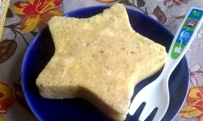 Творожная запеканка с бананом и яблоком