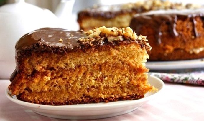 Медовый бисквитный торт