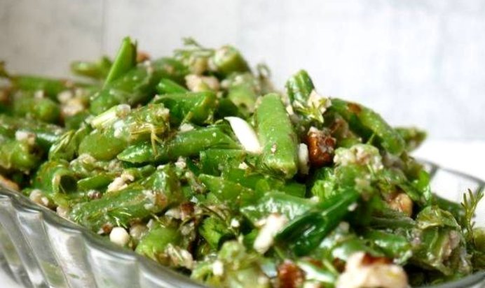 Салат из фасоли стручковой