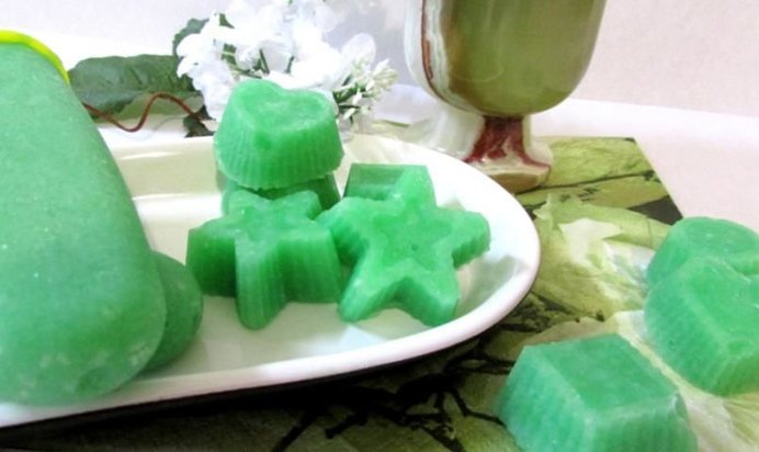 Огуречный лед с мятным сиропом