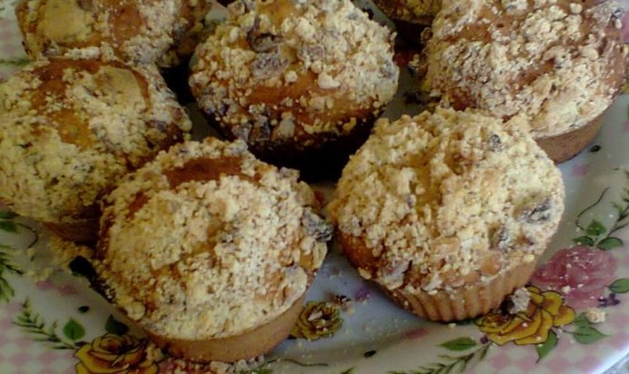 Банановые кексики с кукурузно-ореховым штрейзелем