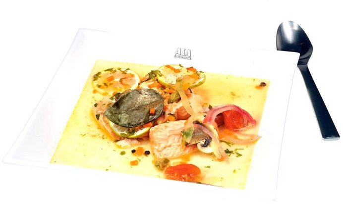 Уха из лосося