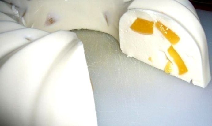 Кекс с ананасами без выпечки