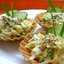 Тарталетки с курицей и огурцом