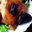 Курица с черносливом и яблоками