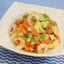 Салат с креветками и овощами