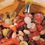 Салат из фасоли с колбасками