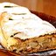 Яблочный штрудель с корицей и пеканом