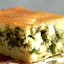 Быстрый (заливной) пирог с зелёным луком и яйцом