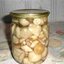 Маринованные шляпки подберезовиков