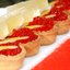 Тарталетки с икрой и маслом