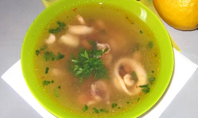 Суп из морского коктейля