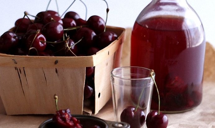 Вишневый ликер в домашних условиях