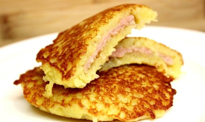 Картофельные блины с мясом