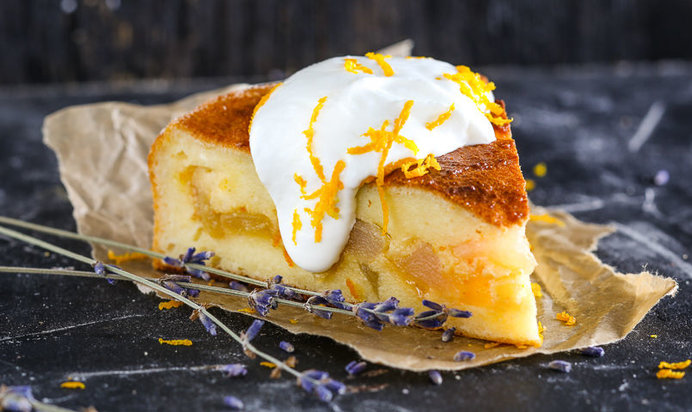 Запеканка с яблоками и грушами