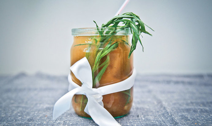 Компот с сухофруктами и тархуном