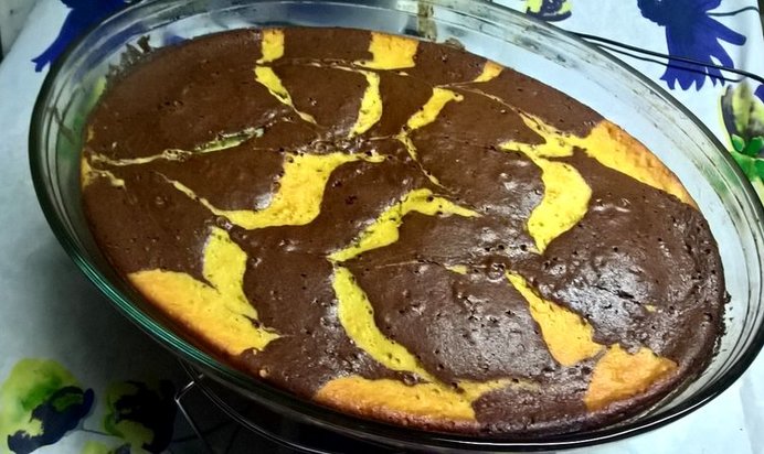 Полосатый шоколадно-апельсиновый кекс