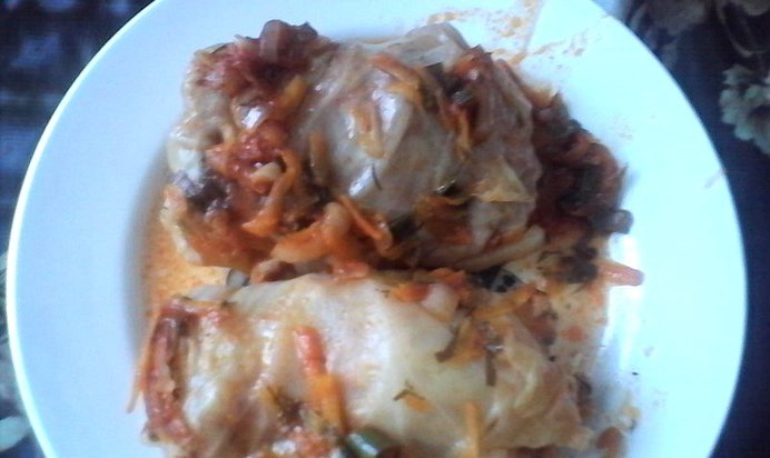 Домашние голубцы с куриным фаршем в казане