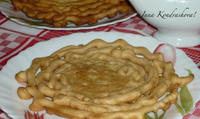 Французские кружевные блины