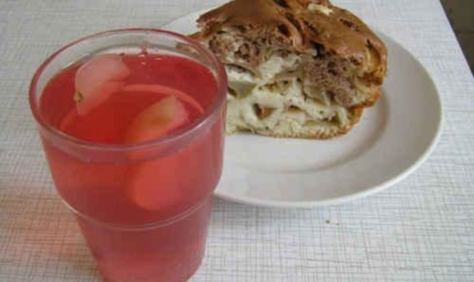 Яблочный компот