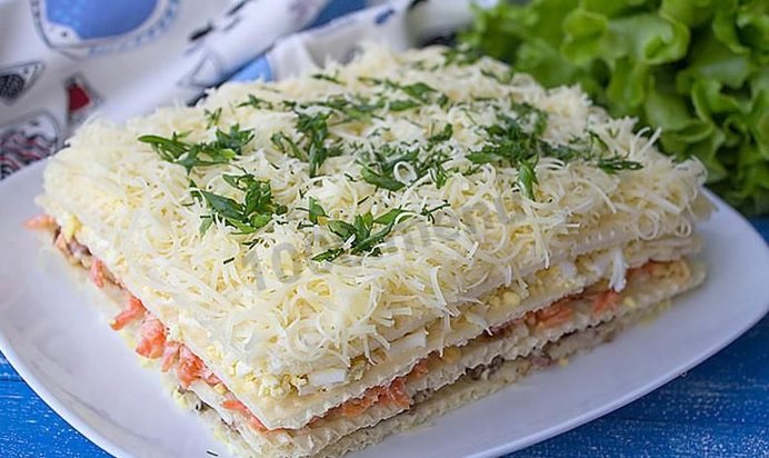 Закусочный торт из вафельных коржей