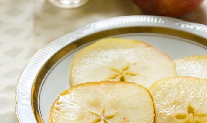 Яблоки в сиропе