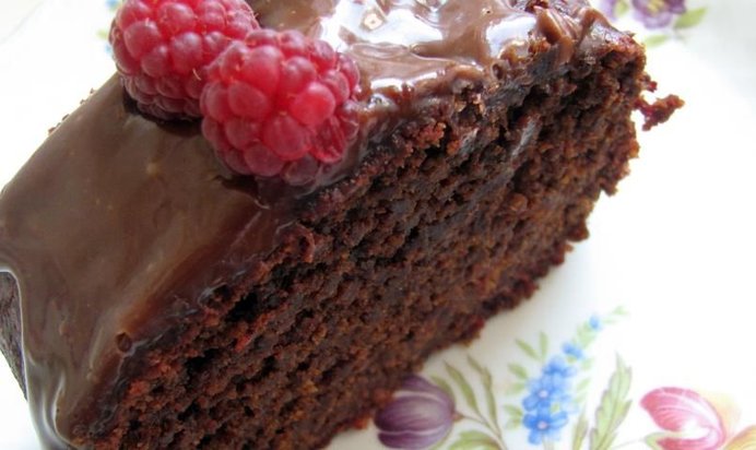 Свекольно-шоколадный кекс