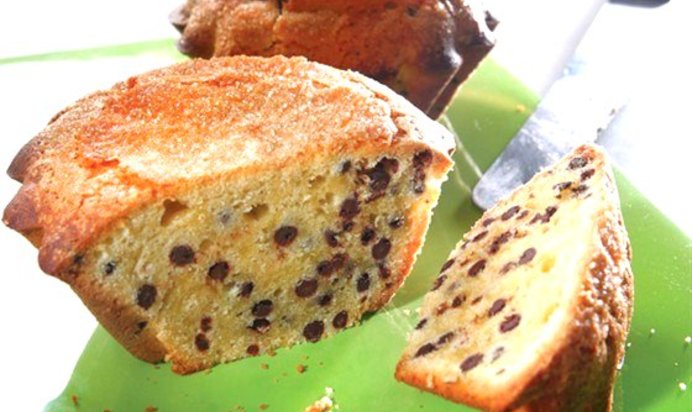 Кекс с оливковым маслом и тертым шоколадом