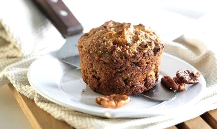 Маффины с орехами, курагой и инжиром