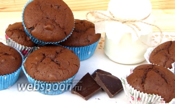 Маффины шоколадные с апельсиновыми цукатами